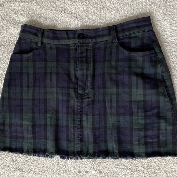 Plaid Mini Skirt - Picture 3 of 6